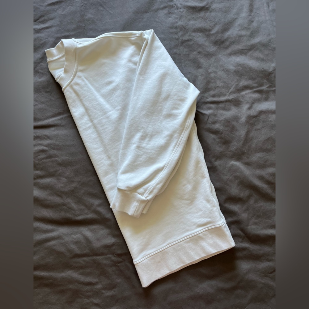 Lululemon - Perfectly Oversized Crew